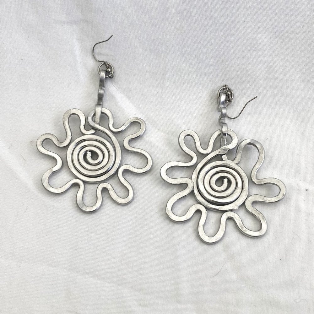 Large Hammered Aluminum Flower Earrings by Meigsart
